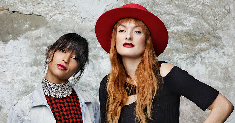 icona pop om skivbolagschefen som tjatade om att f ligga elle icona pop om skivbolagschefen som tjatade om att f ligga elle