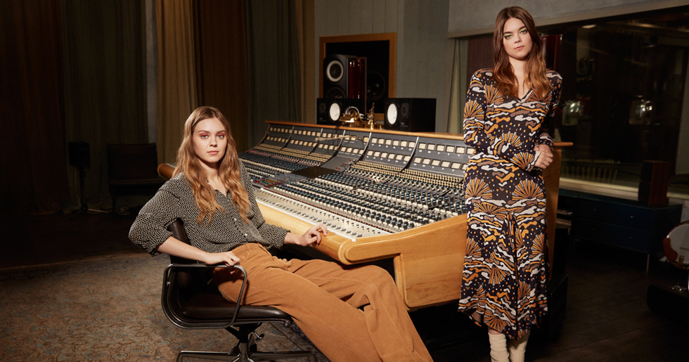 First Aid KitJohanna "Jag träffade min kille på turnén" ELLE