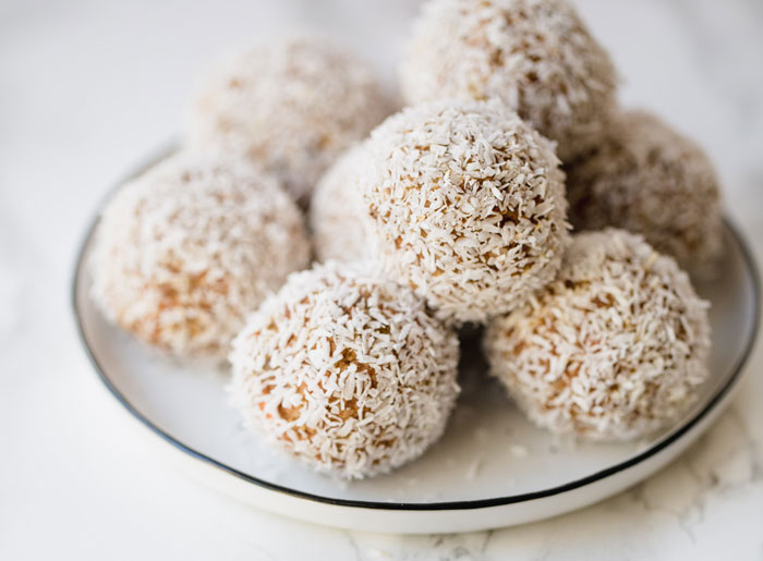 keto morotskaksbollar