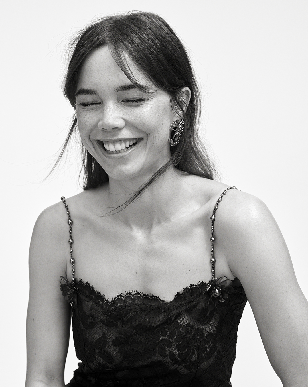 Hedda Stiernstedt i stor intervju med ELLE: "Jag älskar att vara lagom