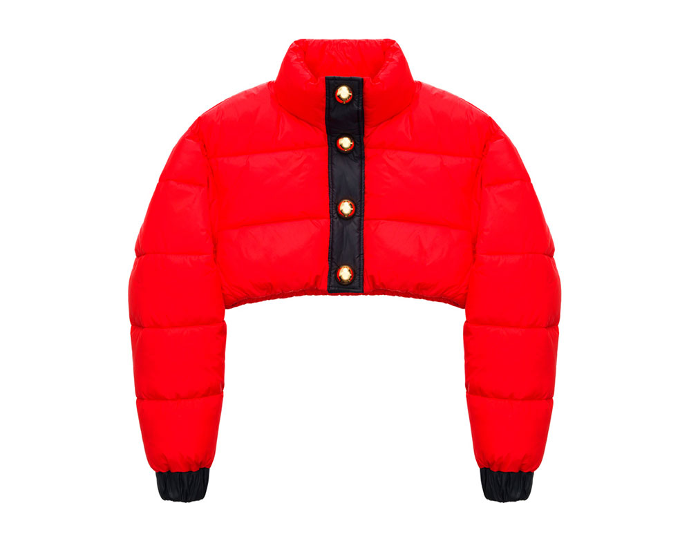Röd vadderad jacka med svarta och guldiga detaljer H&M x Moschino