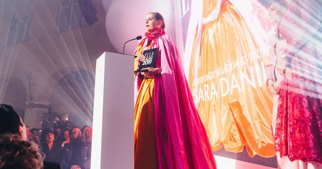 Årets bäst klädda kvinna Sara Danius: ”Livet är kort, ta ut svängarna!”