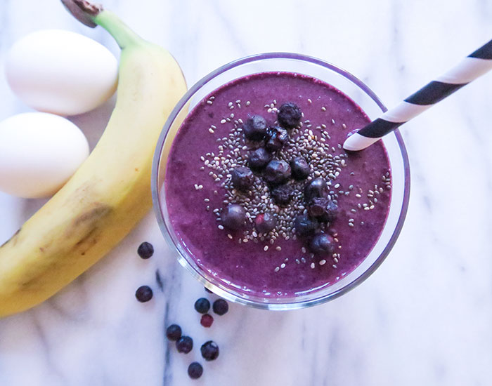 smoothie med blåbär smoothie med blåbär