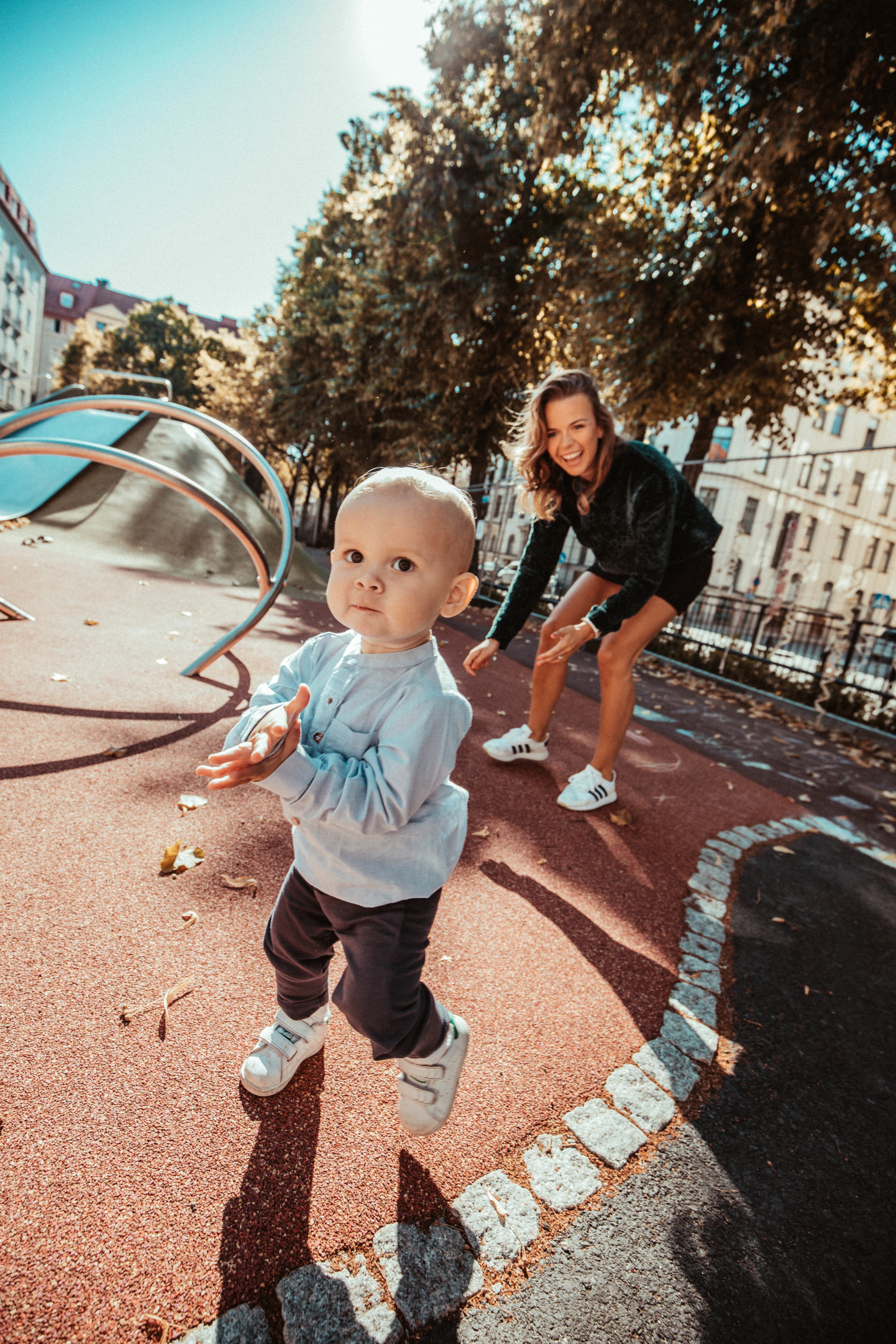 Ladda ner video MOM son kön
